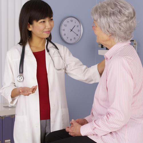 lifestyle-professional-doctor-woman-patient-3-small
